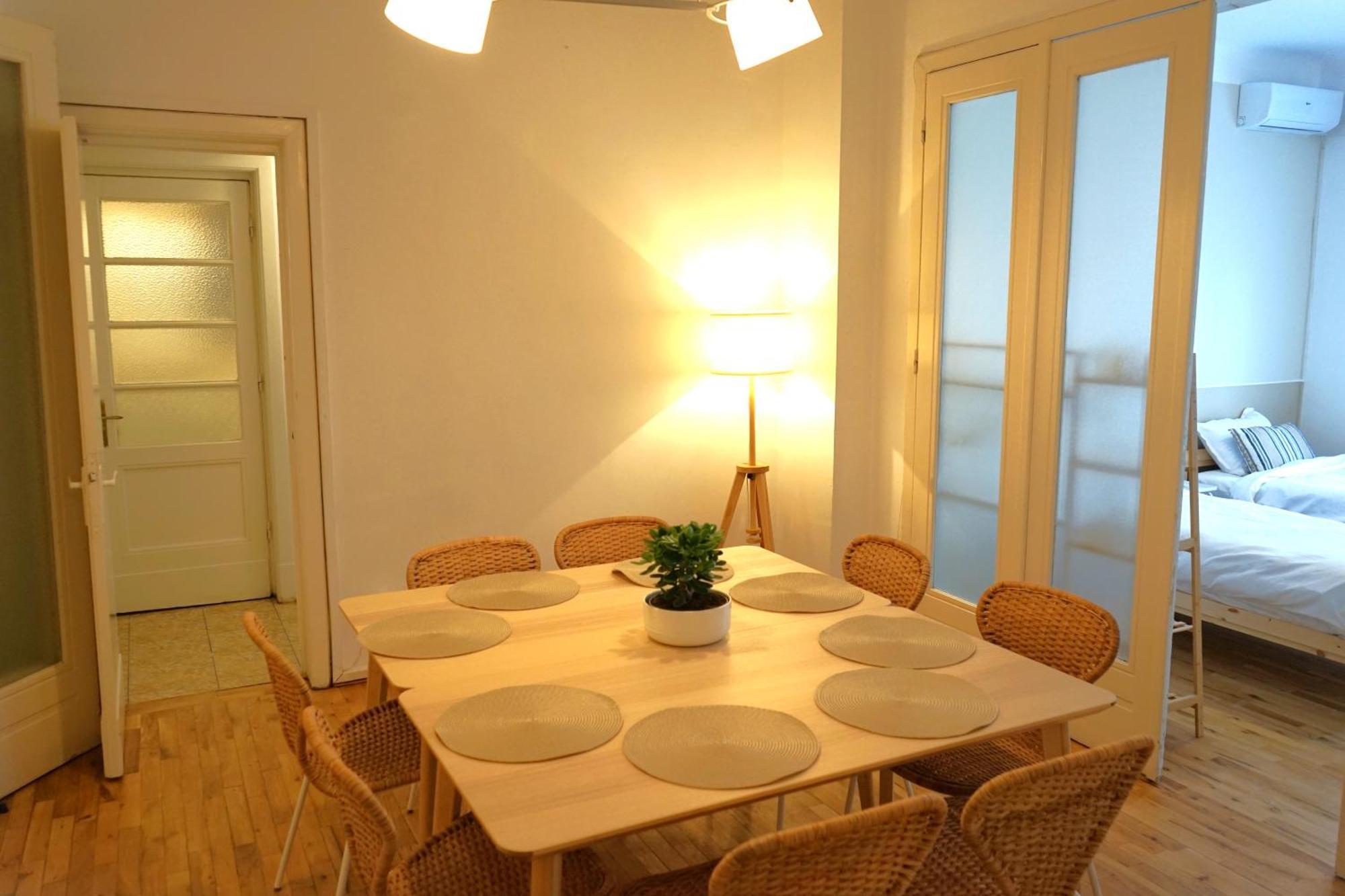 Spacious 3br, 2bt With 5 Balconies 公寓 *