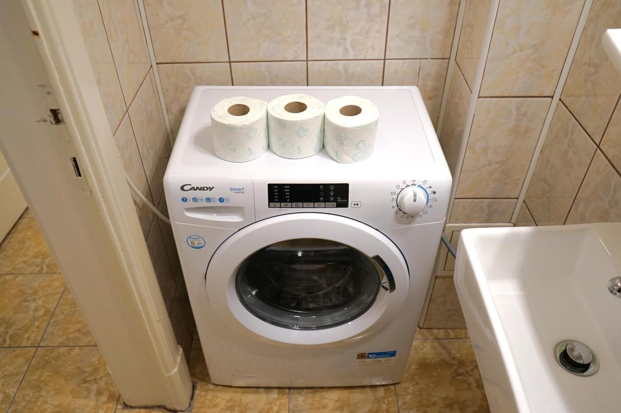 Spacious 3br, 2bt With 5 Balconies 公寓 *