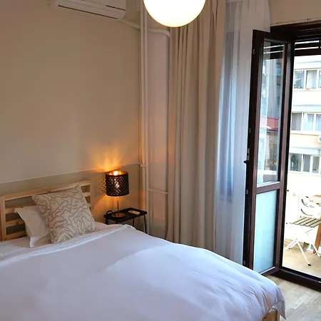 Spacious 3Br, 2Bt With 5 Balconies 布加勒斯特 Exterior photo