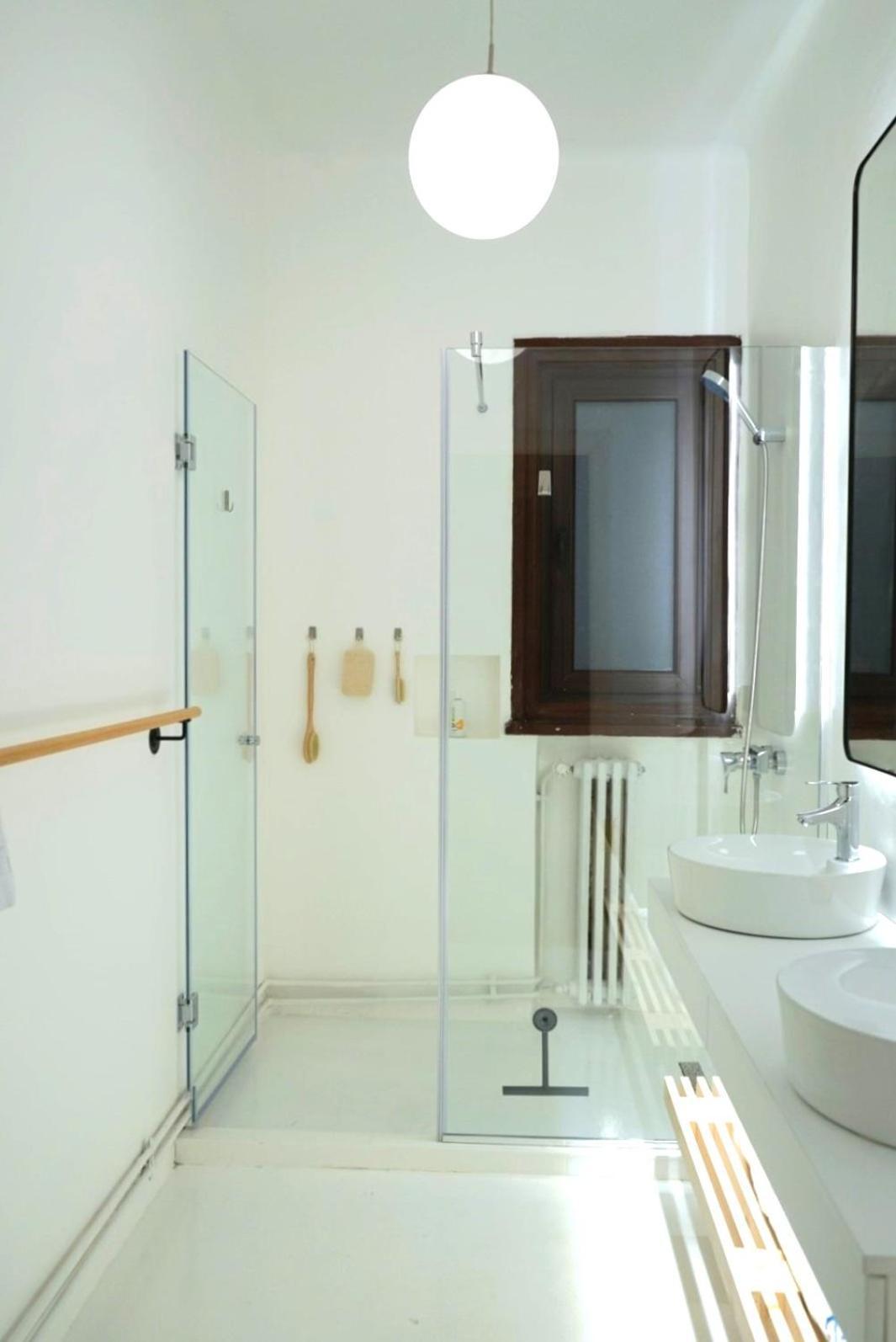 דירה Spacious 3br, 2bt With 5 Balconies *